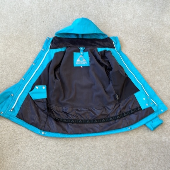 Gerry Ski / Snowboard Jacket - Picture 11 of 17